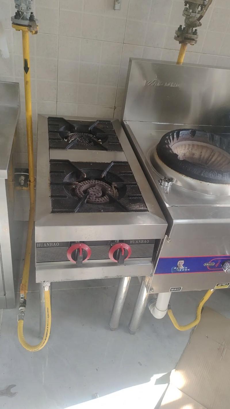 安裝維修燃?xì)庠罹吲c家用電器 安全、專業(yè)、便捷的一站式服務(wù)